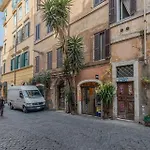 Vibrant Trastevere 2 Bedrooms On Via Del Moro